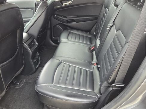 Used 2024 Ford Edge SEL AWD/4WD image 12