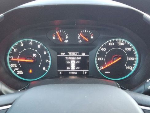 Used 2022 Chevrolet Equinox LS w/ LPO, Floor Liner Package image 7