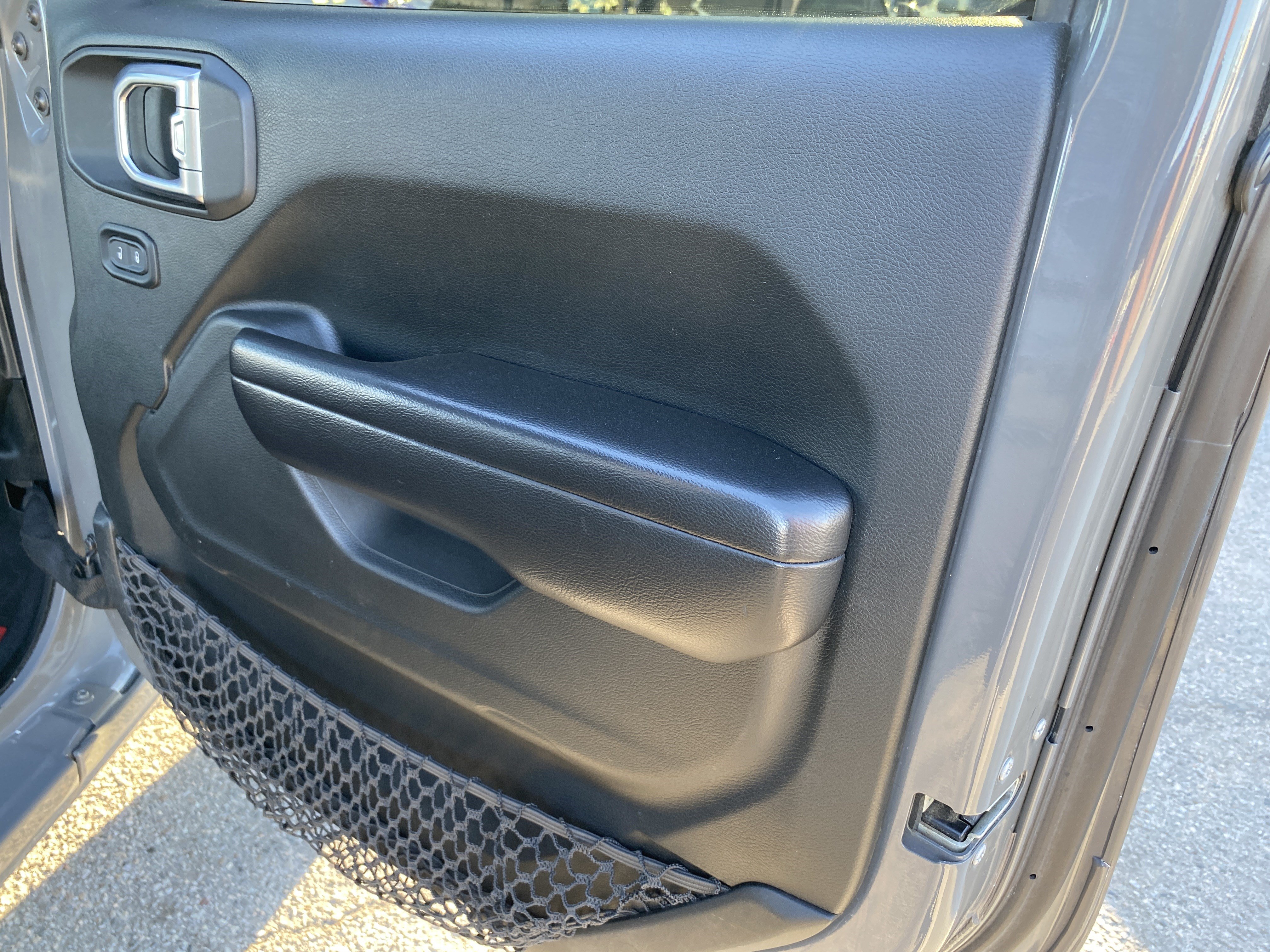 Used 2020 Jeep Wrangler Unlimited Sport S AWD/4WD image 22