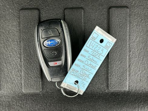 Used 2023 Subaru Outback Premium AWD/4WD image 39