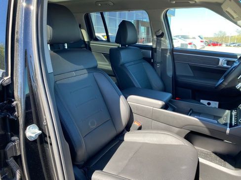New 2025 Hyundai Santa Fe Limited AWD/4WD image 27