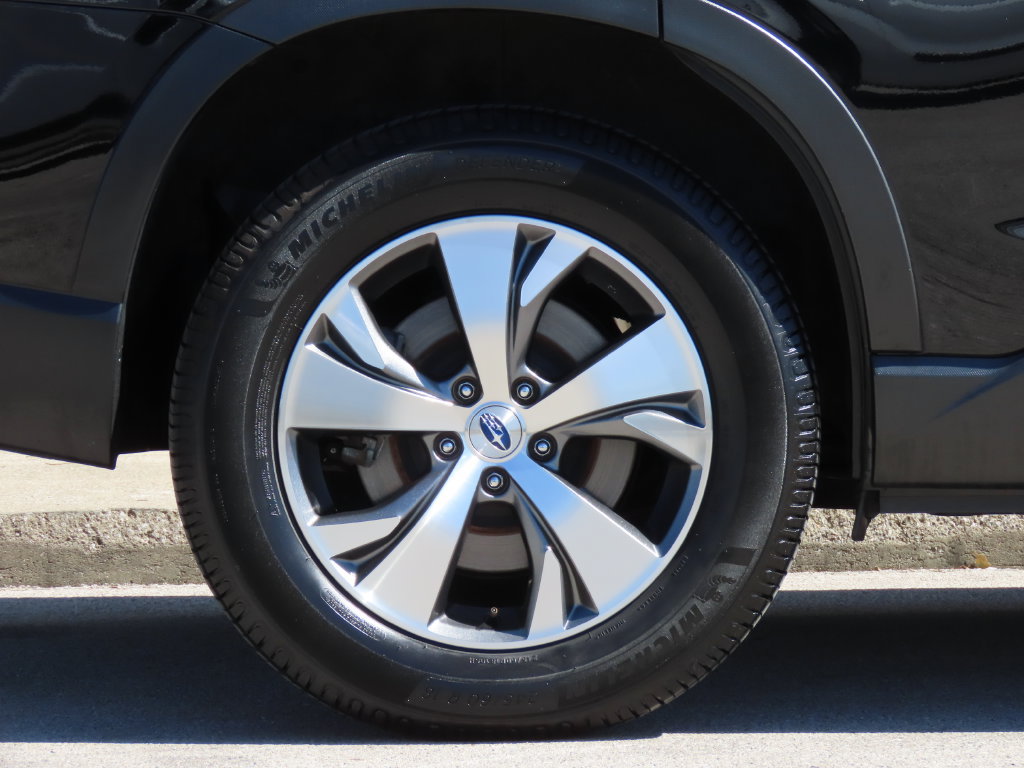 Used 2023 Subaru Ascent Premium AWD/4WD image 18