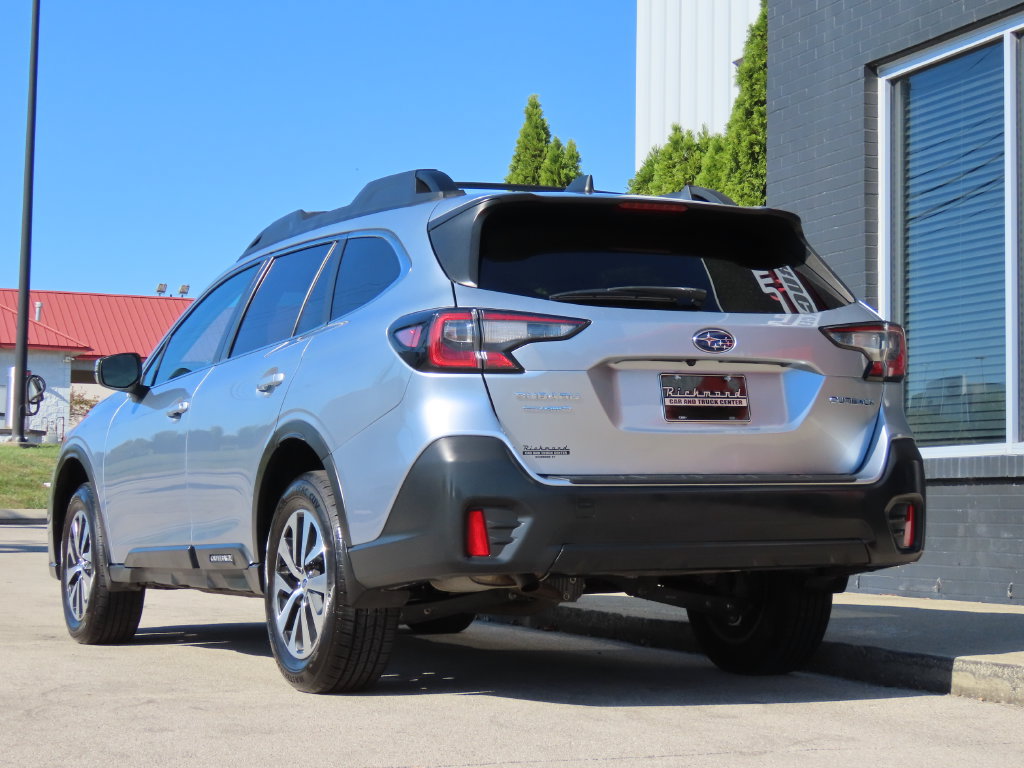 Used 2020 Subaru Outback Premium AWD/4WD image 10