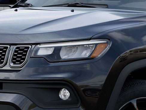 New 2026 Jeep Compass Latitude AWD/4WD image 15
