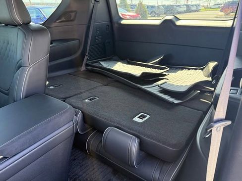 Certified 2026 INFINITI QX80 Autograph w/ Premium Cargo Package image 15