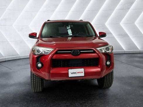 Used 2021 Toyota 4Runner SR5 Premium w/ Moonroof Package AWD/4WD image 2