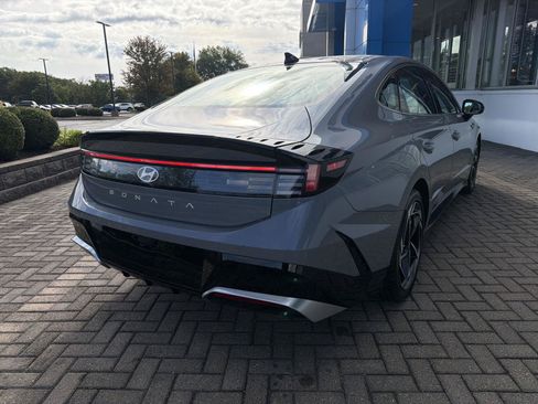 Used 2025 Hyundai Sonata SEL FWD image 5