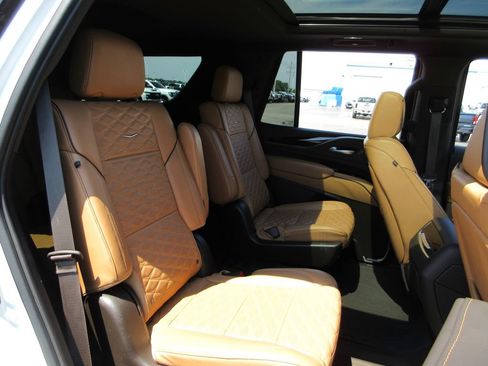 Used 2023 Cadillac Escalade Sport w/ Touring Package AWD/4WD image 26