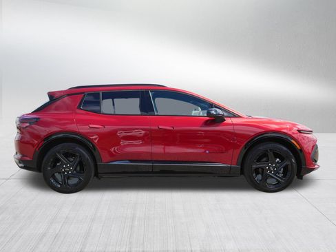 Used 2024 Chevrolet Equinox EV RS AWD/4WD image 8