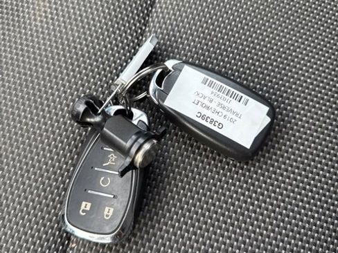 Used 2019 Chevrolet Traverse LT image 14