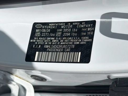 Used 2024 Hyundai Elantra SEL w/ Convenience Package FWD image 31