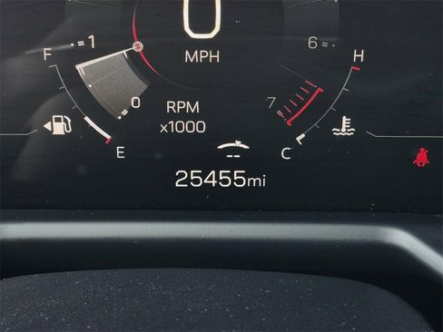 Certified 2025 GMC Acadia Elevation image 18