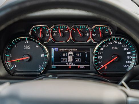 Used 2018 Chevrolet Tahoe LS w/ Max Trailering Package image 28