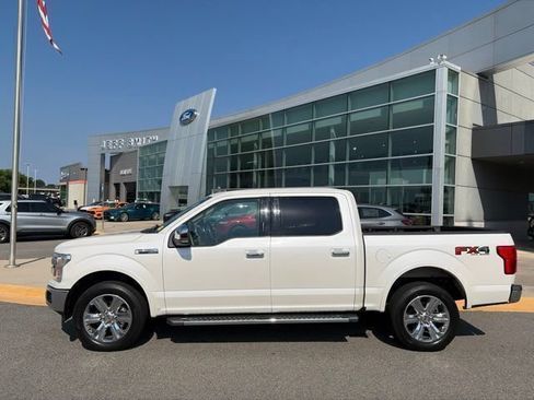Used 2019 Ford F150 Lariat w/ Equipment Group 502A Luxury AWD/4WD image 2