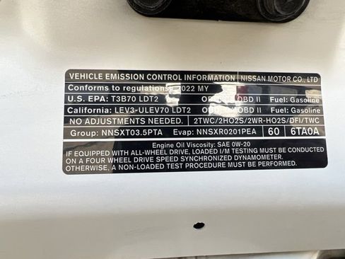 Used 2022 Nissan Pathfinder SL w/ SL Black Package image 27