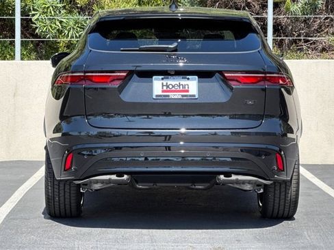New 2026 Jaguar F-PACE R-Dynamic S image 4