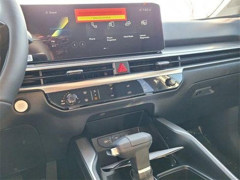 New 2026 Kia Sorento LX image 15