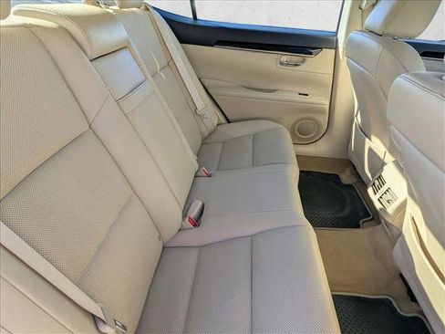 Used 2015 Lexus ES 350 image 19