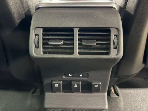 Used 2018 Land Rover Range Rover Velar S AWD/4WD image 27