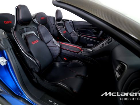 Used 2023 Aston Martin DBS Superleggera Volante image 21