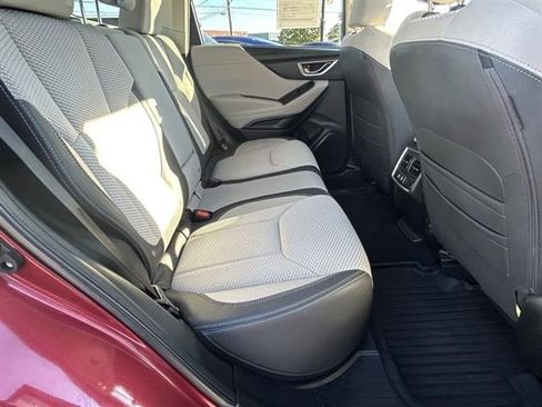 Used 2023 Subaru Forester Premium image 25