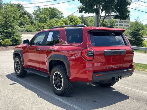 Used 2025 Toyota 4Runner TRD Off-Road Premium AWD/4WD image 22
