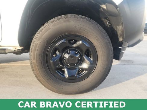 Used 2022 Toyota Tacoma SR image 13