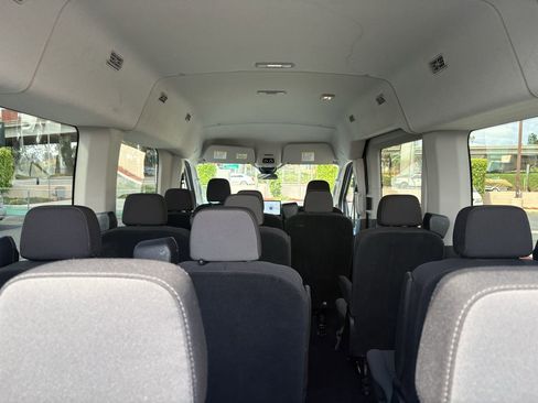 Used 2024 Ford Transit 350 XLT RWD image 18