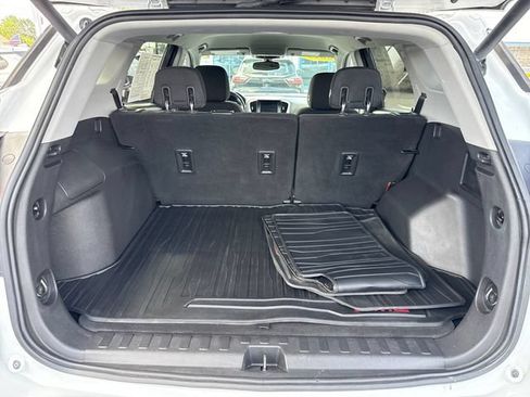 Used 2019 GMC Terrain SLE w/ Driver Convenience Package AWD/4WD image 23
