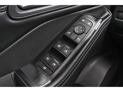 Certified 2026 Nissan Rogue SV w/ SV Premium Package FWD image 22