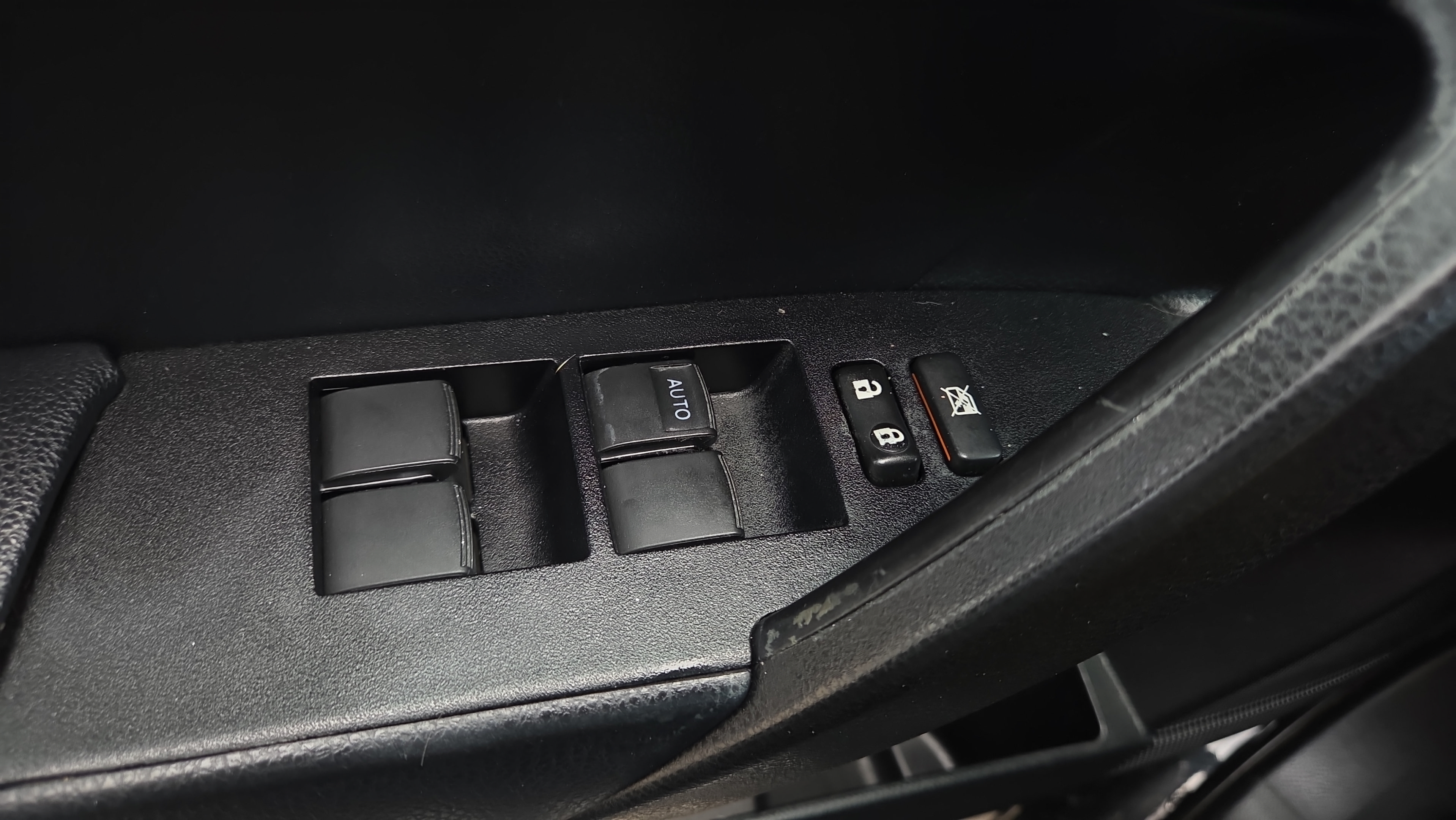 Used 2016 Toyota Corolla S FWD image 35