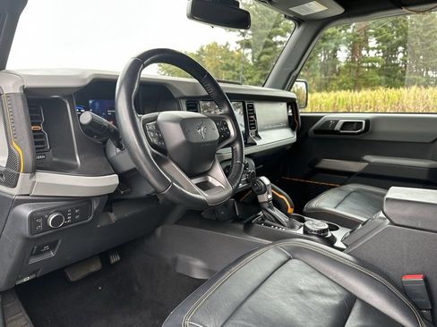 Used 2022 Ford Bronco Badlands image 19