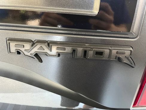Used 2018 Ford F150 Raptor w/ Equipment Group 802A Luxury AWD/4WD image 46