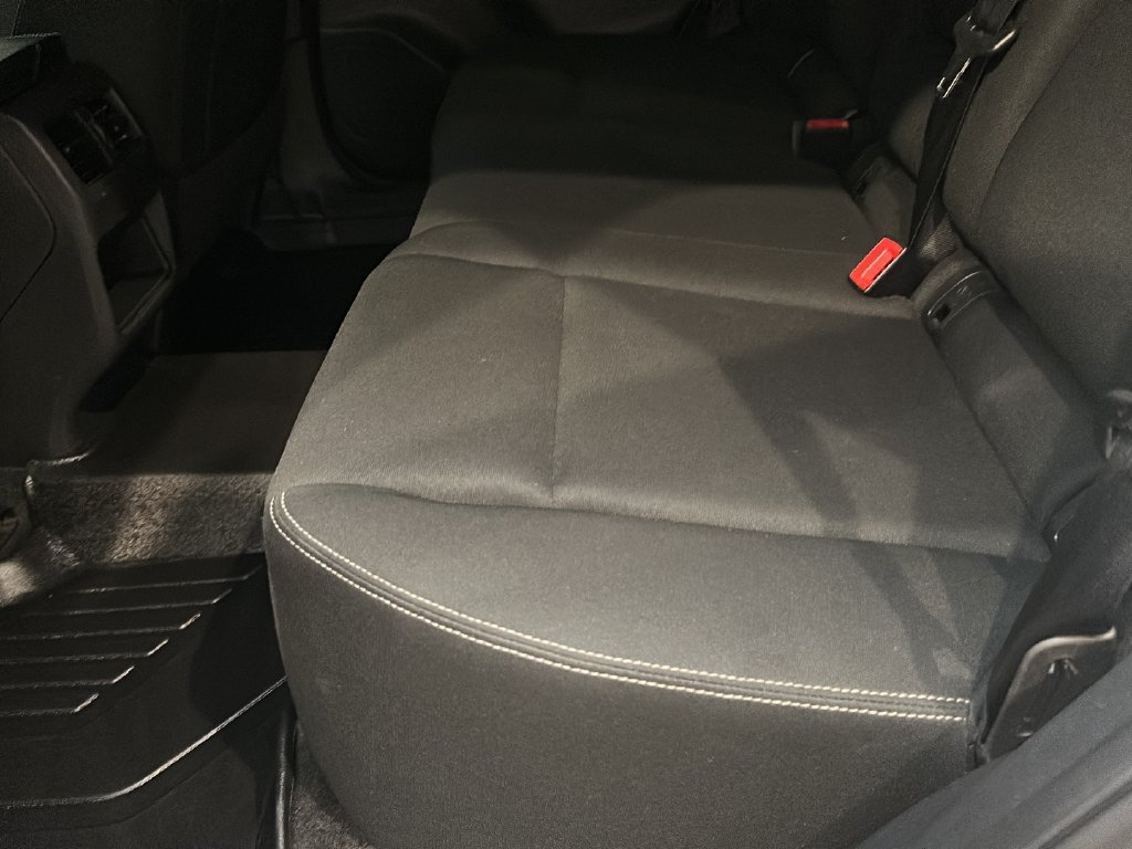 Used 2024 Nissan Rogue S AWD/4WD image 17