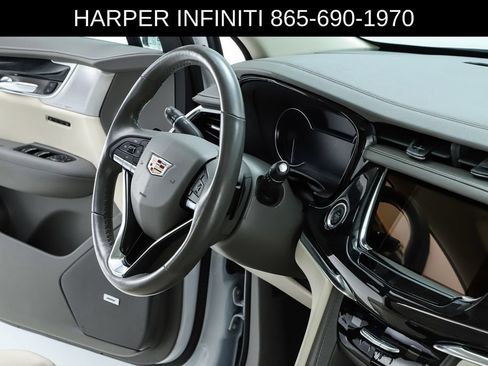 Used 2023 Cadillac XT6 Premium Luxury FWD image 35