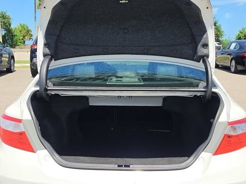 Used 2016 Toyota Camry SE FWD image 7