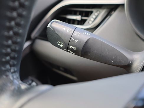 Used 2021 Toyota C-HR Nightshade image 16