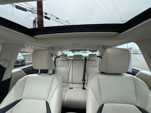 Certified 2023 Lexus ES 250 w/ Premium Package image 26