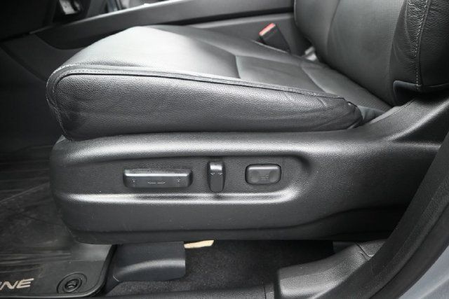 Used 2025 Honda Ridgeline RTL image 12