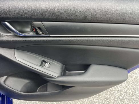 Used 2021 Honda Accord Sport image 12