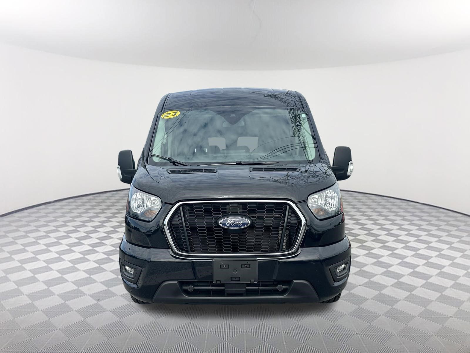 Used 2023 Ford Transit 350 XLT RWD image 2