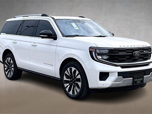 New 2025 Ford Expedition Platinum w/ Driver's Package image 2
