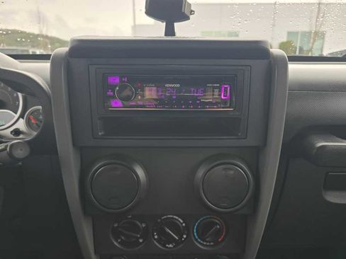 Used 2010 Jeep Wrangler Sport image 12