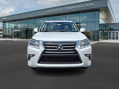 Used 2019 Lexus GX 460 Premium image 2