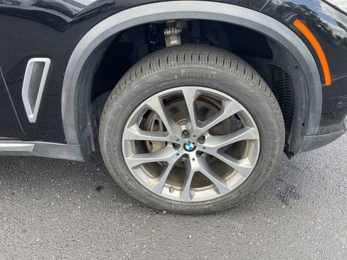 Used 2019 BMW X5 xDrive40i w/ Premium Package 2 AWD/4WD image 9