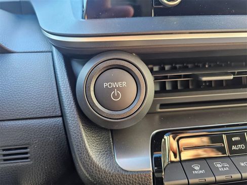 New 2026 Toyota Prius LE image 28