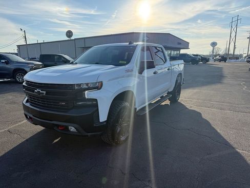 Used 2021 Chevrolet Silverado 1500 LT Trail Boss w/ Convenience Package II image 24