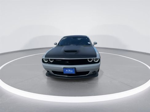 Used 2020 Dodge Challenger R/T Scat Pack w/ T/A Package image 3