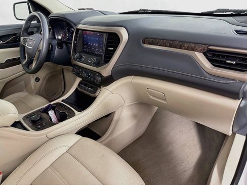 Used 2023 GMC Acadia Denali AWD/4WD image 32
