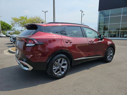Certified 2025 Kia Sportage SX FWD image 9
